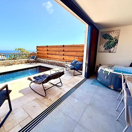 Le Reve Bleu Grand Anse Apartment Petite-Ile Luaran gambar