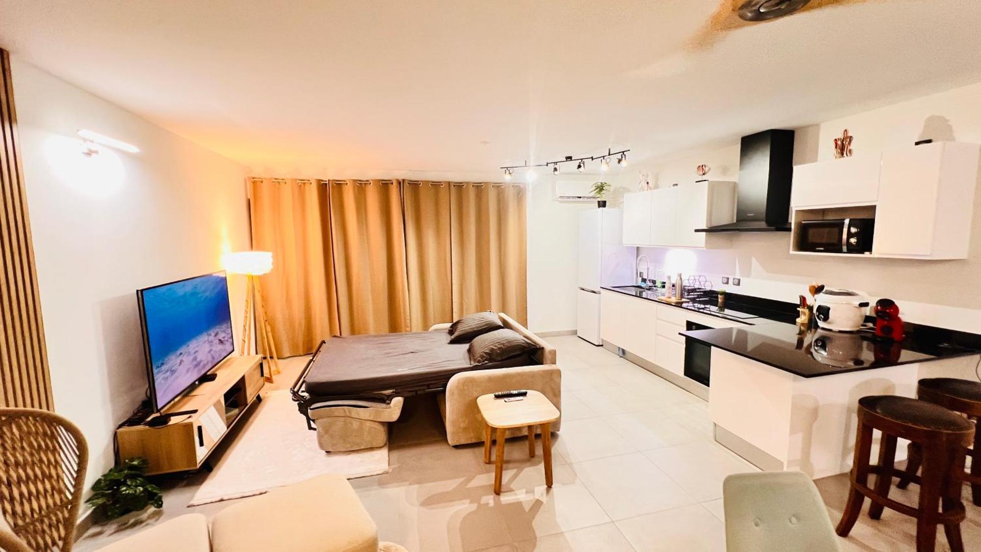 Le Reve Bleu Grand Anse Apartment Petite-Ile Luaran gambar